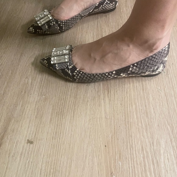 Michael Kors Michelle snake skin embellish gem point toe flats 5.5 - Picture 2 of 11